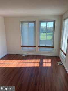 Building Photo - 1823 N Shore Ct