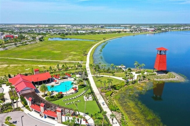 Building Photo - 16570 Ridgeview Cir