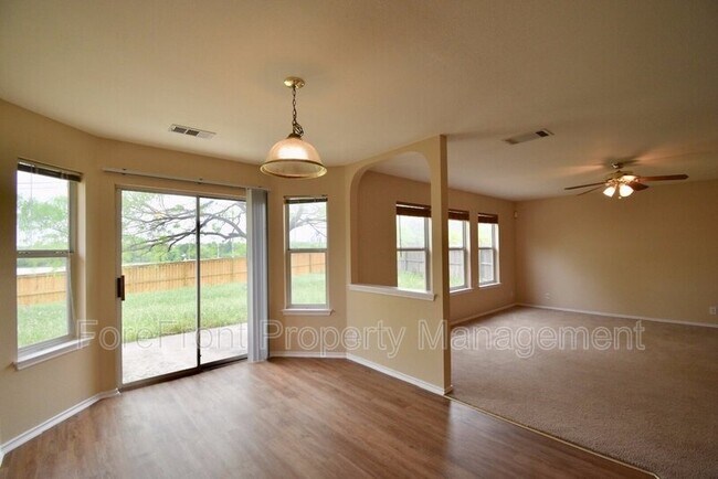 Building Photo - 10527 Cub Haven