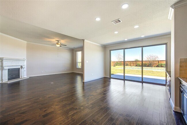 Building Photo - 6611 Hollow Bay Ct