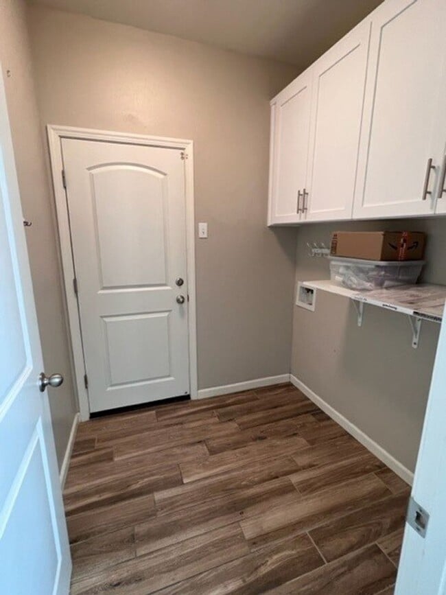 Building Photo - Coming Soon!