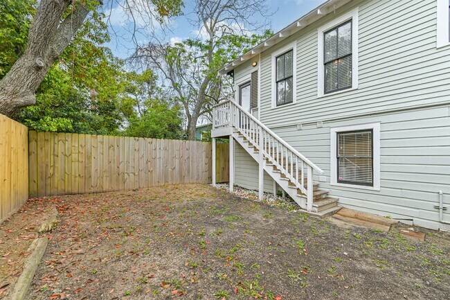 Building Photo - 1715 30th St