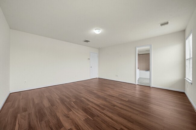 Building Photo - 20703 Cypress Post Dr
