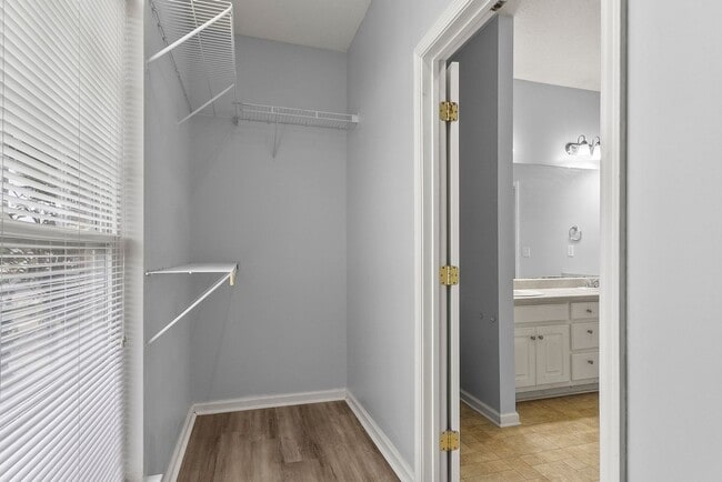 Building Photo - Nice 3 Bed 2 bath Home Available! Schedule Your Tour Today!