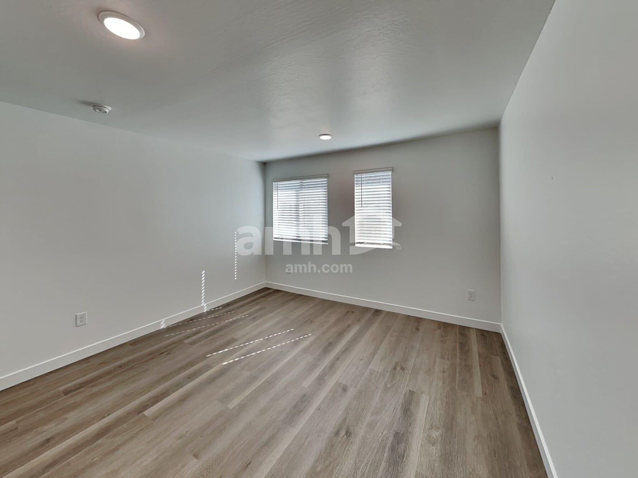 Building Photo - 12634 W Flynn Ln