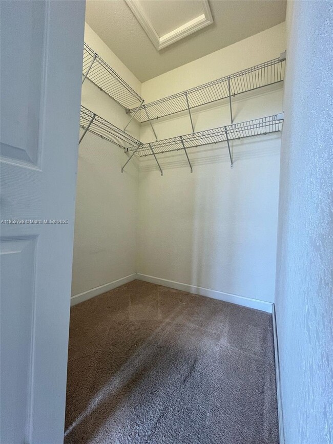 Building Photo - 159 SE 33rd Terrace