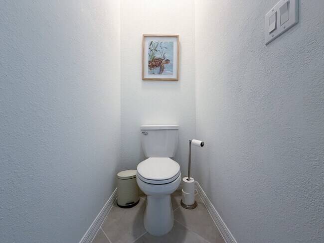 Building Photo - 3 Bedrooms | 2 Bathrooms | 2-Car Garage | Biscayne Landing – Gated Community