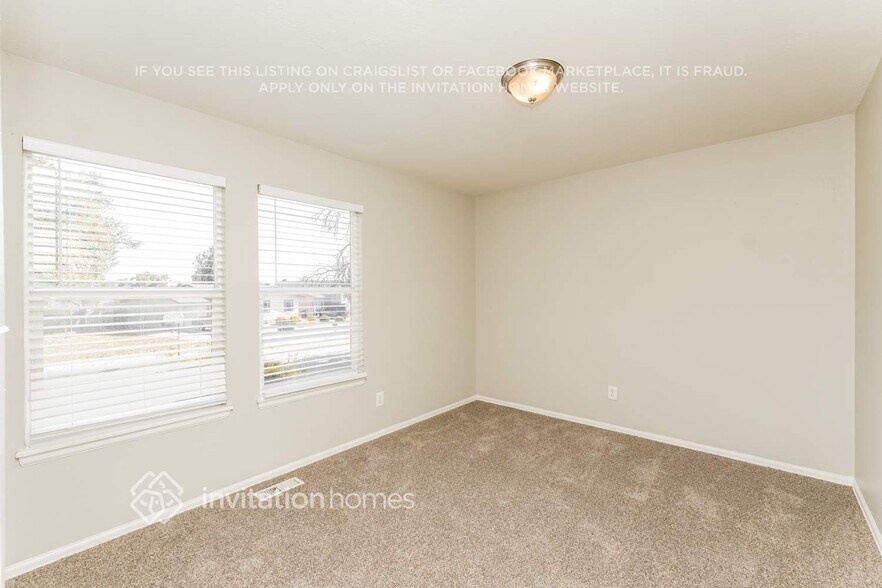 Building Photo - 2410 Payne Cir W