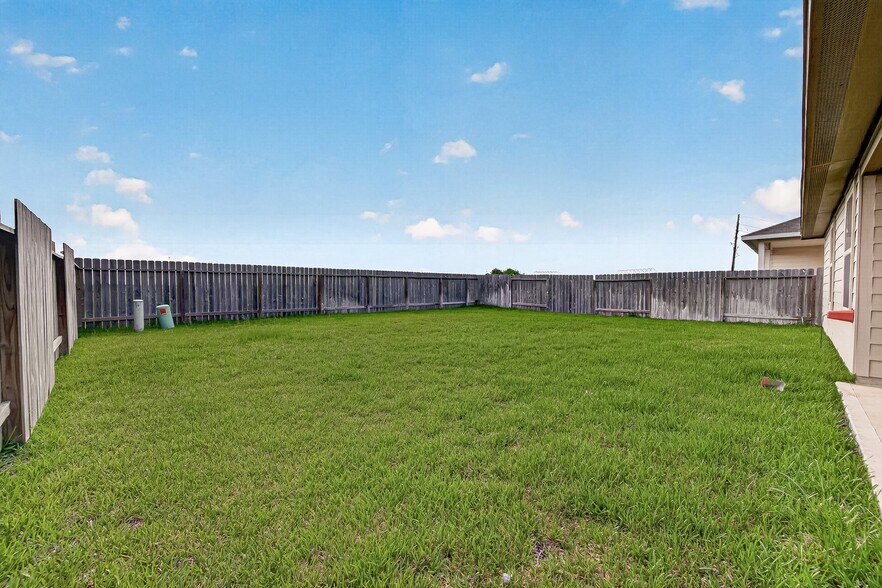 Building Photo - 5239 Cherry Tallow Trl
