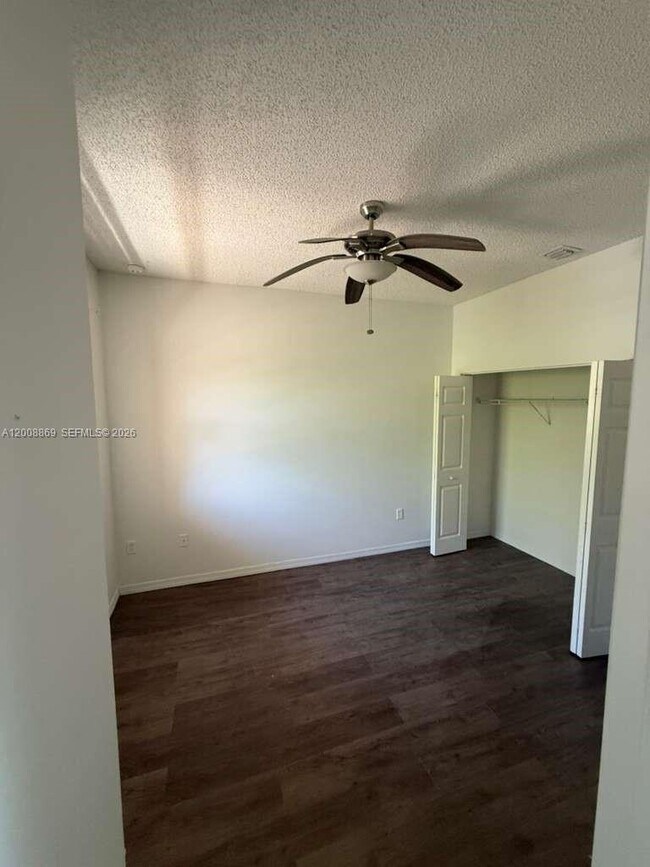 Building Photo - 2311 NE 42nd Cir