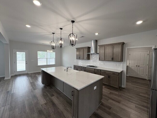 Building Photo - 153 Brockway Dr