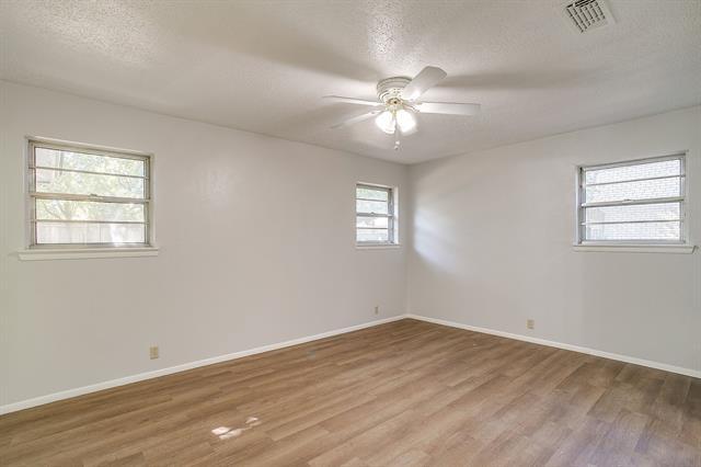 Building Photo - 1225 Crestwood Dr