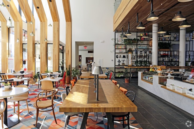 Interior Photo - Staten Island Urby