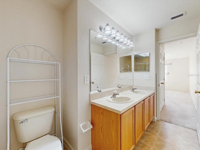 Building Photo - 2978 Langdon Ln N