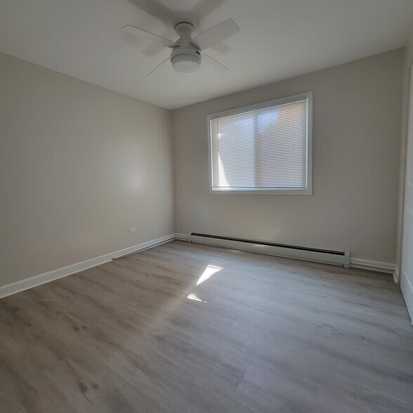 Building Photo - 6537 173rd Pl