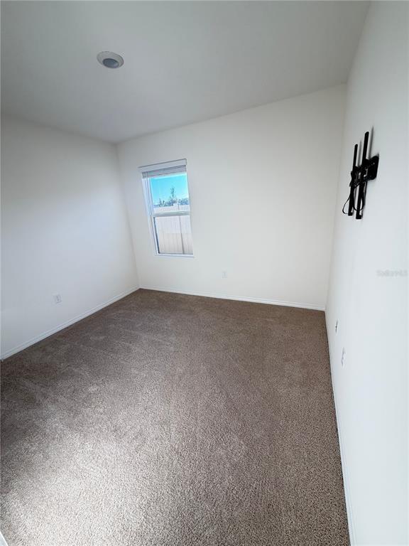 Building Photo - 804 Horsetail Dr