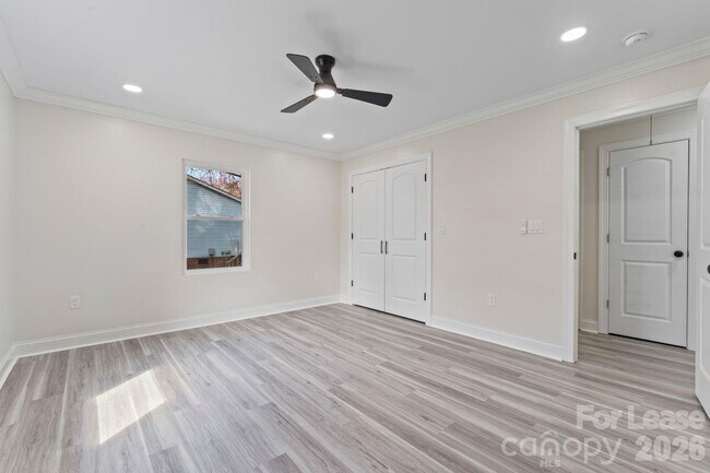 Building Photo - 612 Westway Dr