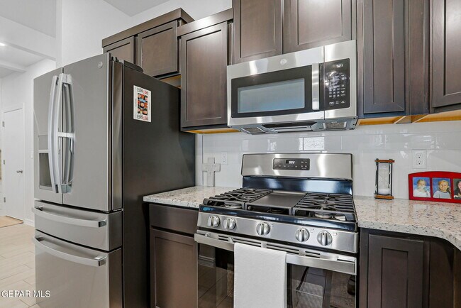 Building Photo - 11150 Blazing Star Pl