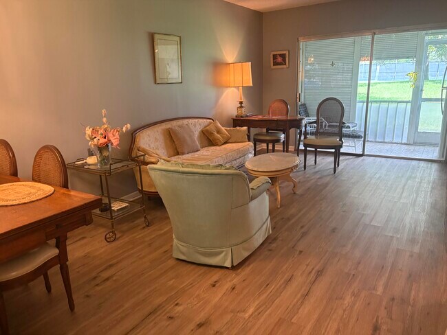 Building Photo - 2606 Nassau Bend