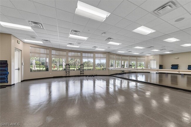 Building Photo - 14641 Cantabria Dr