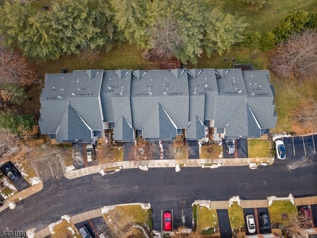 Building Photo - 30 Hoover Ave