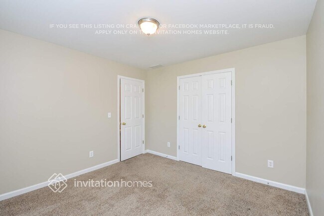 Building Photo - 1840 Country Crest Way