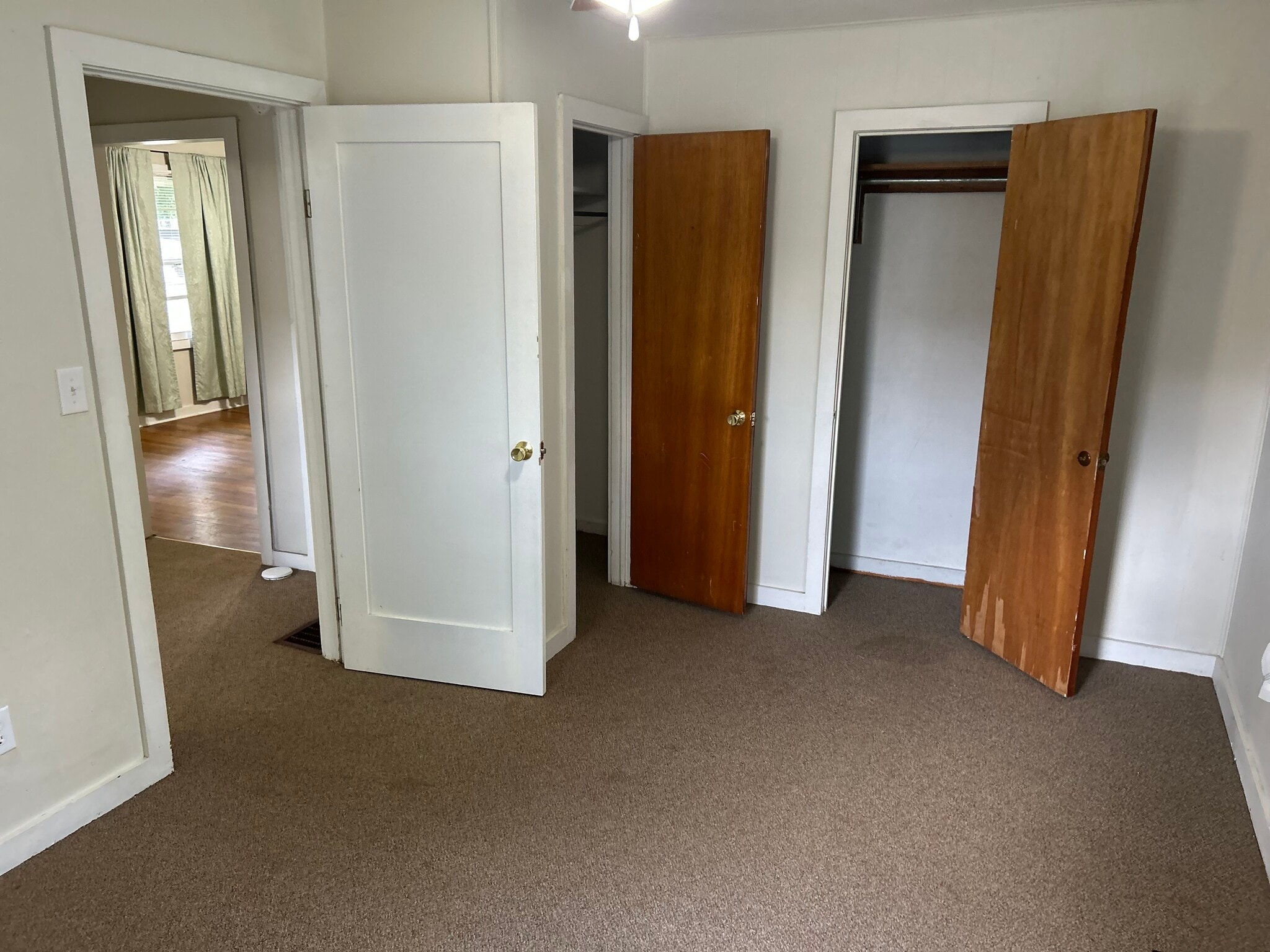 Building Photo - 214 Poplar St