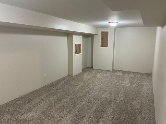 Building Photo - West Homewood: 5 Bedroom 3 Bath House with...