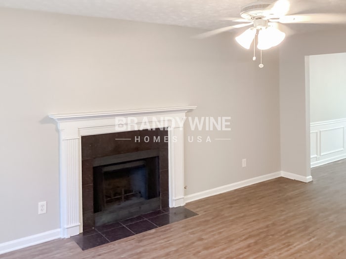 Building Photo - 3725 Patti Pkwy