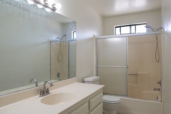 Building Photo - 68295 Risueno Rd