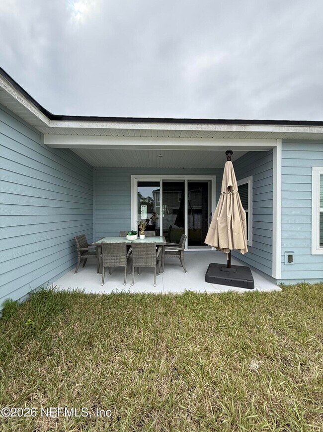 Building Photo - 2105 Featheredge Wy