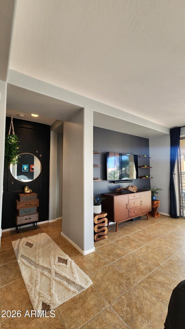 Building Photo - 18970 N Alicante St