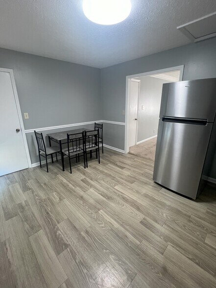 Building Photo - 393 Stone Mountain St