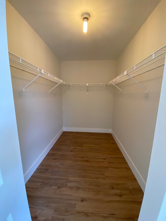 Building Photo - 1835 SW 81st Ave