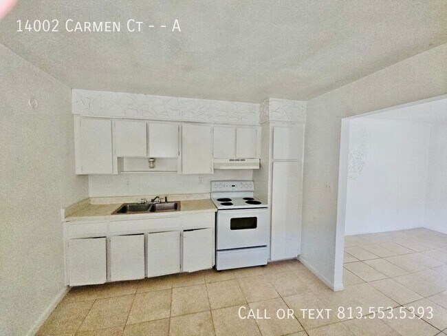 Building Photo - 14002 Carmen Ct