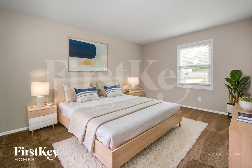Building Photo - 1226 Treetop Village Dr
