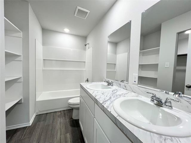 Building Photo - 829 Bluffview Dr