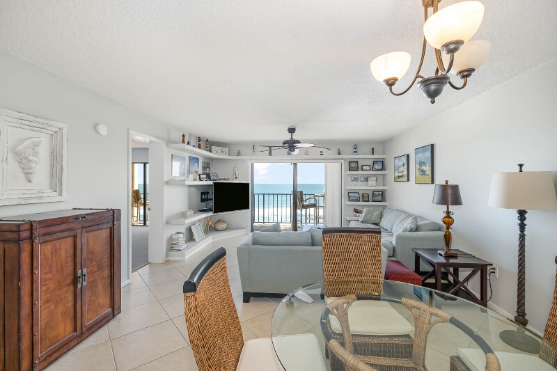 Building Photo - 1455 Florida A1A