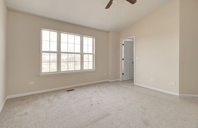 Building Photo - 14644 Paul Revere Ln