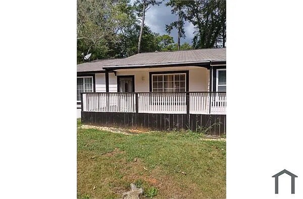 Building Photo - Room in House on White Oak Trail