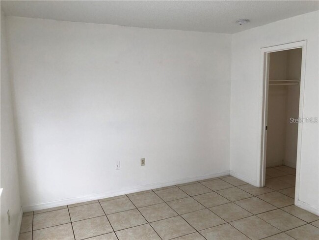 Building Photo - 4213 S Semoran Blvd