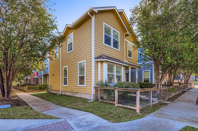 Building Photo - 1601 Miriam Ave