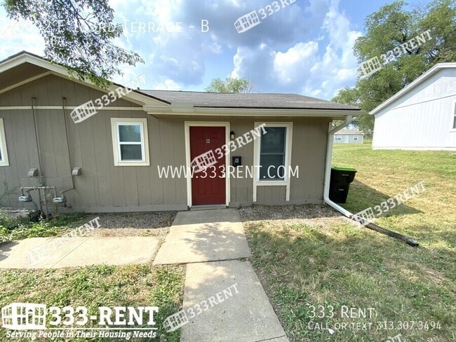 Building Photo - 6002 E 153 Terrace