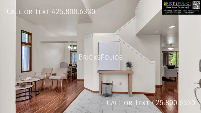 Building Photo - 4522 NE 21st Pl