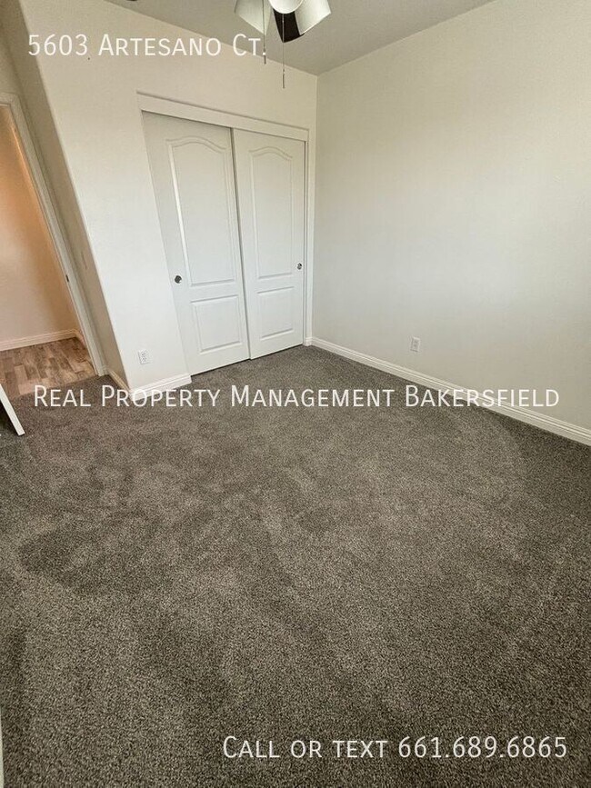 Building Photo - 5603 Artesano Ct