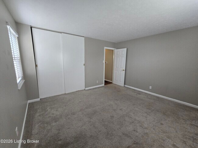 Building Photo - 2831 Goose Creek Rd