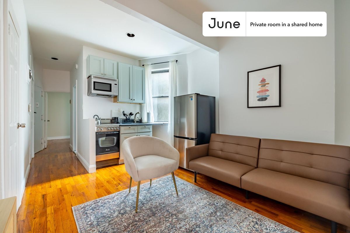 Building Photo - Room in Shared 2 bed/1 bath home