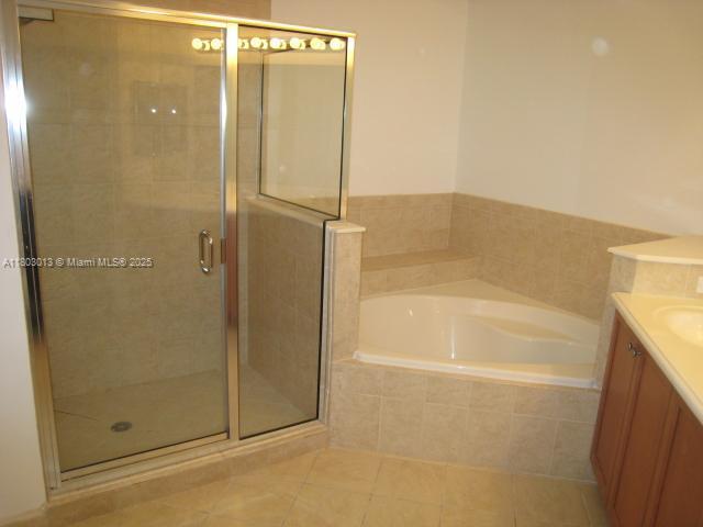 Building Photo - 8390 SW 72nd Ave
