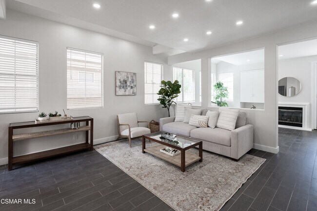 Building Photo - 3109 La Casa Ct