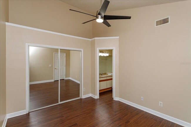 Building Photo - 620 Glenwood Ct